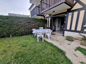 Rez-de-jardin près de la mer